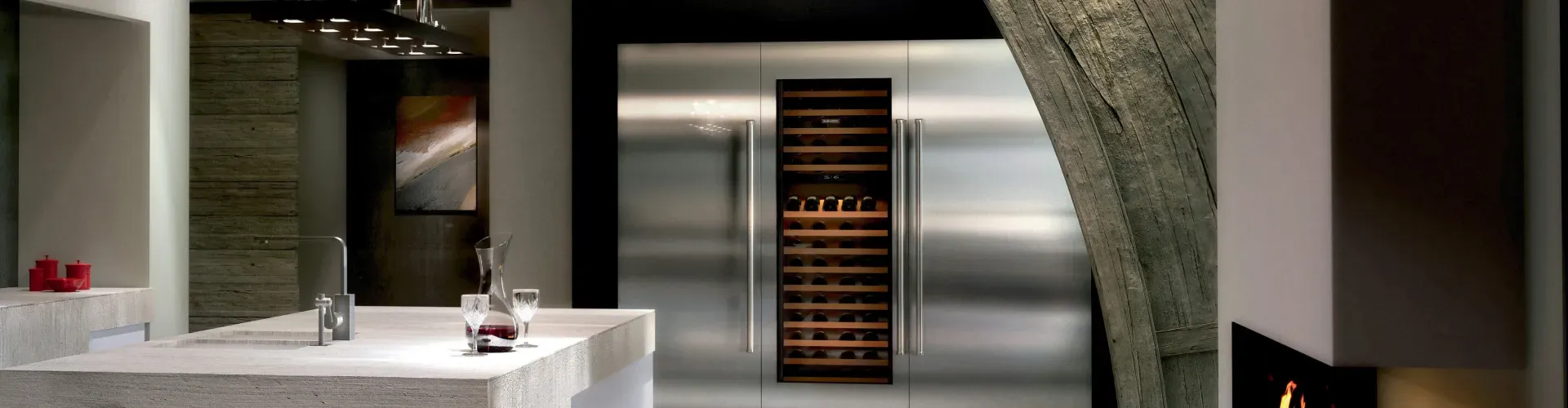 sub-zero-panel-ready-designer-column-refrigerator-DEC3650R-hero